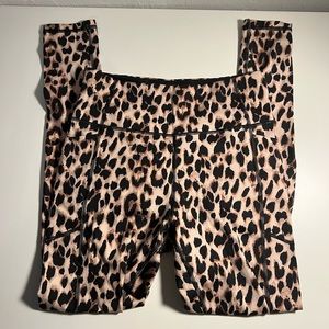 Victoria’s Secret Sport Leopard Print High Rise Leggings Size 8